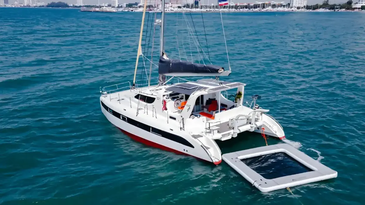 Dean 44 ft