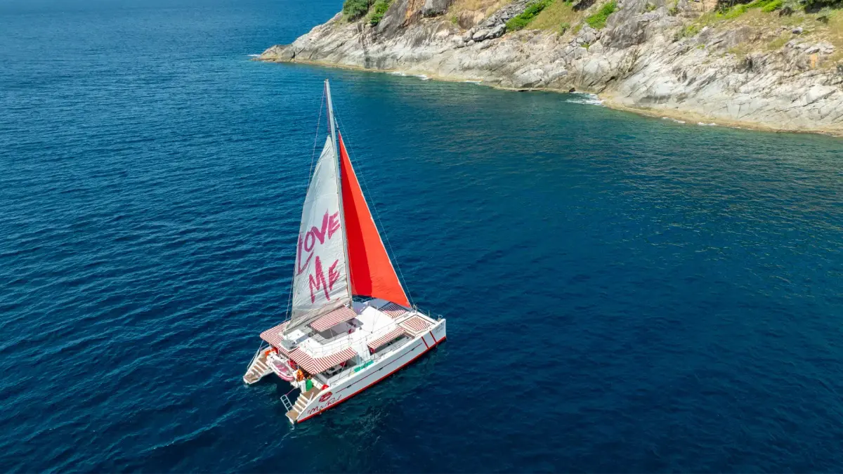 Miss Red 54 ft — photo 3
