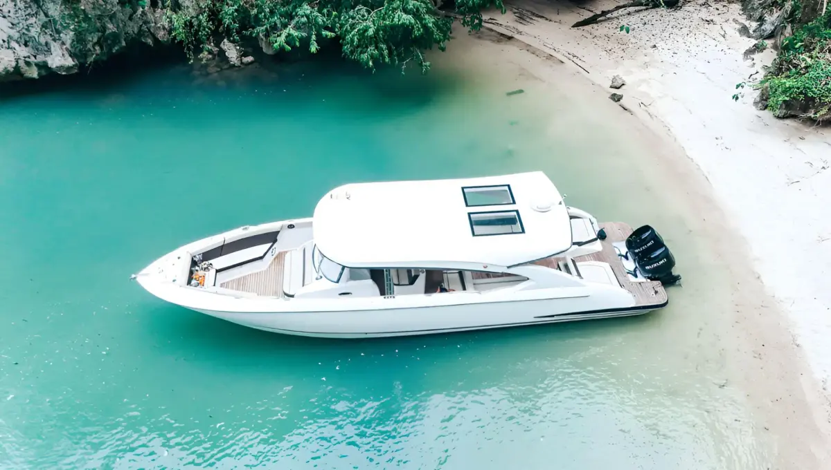 Ocean Pearl 42 ft — photo 2