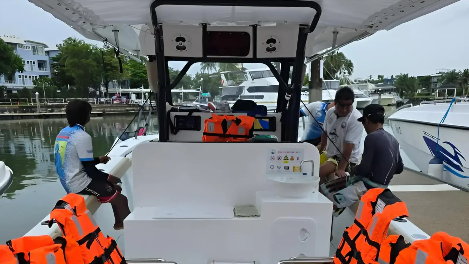 Pornpinyo Speed Catamaran — photo 5