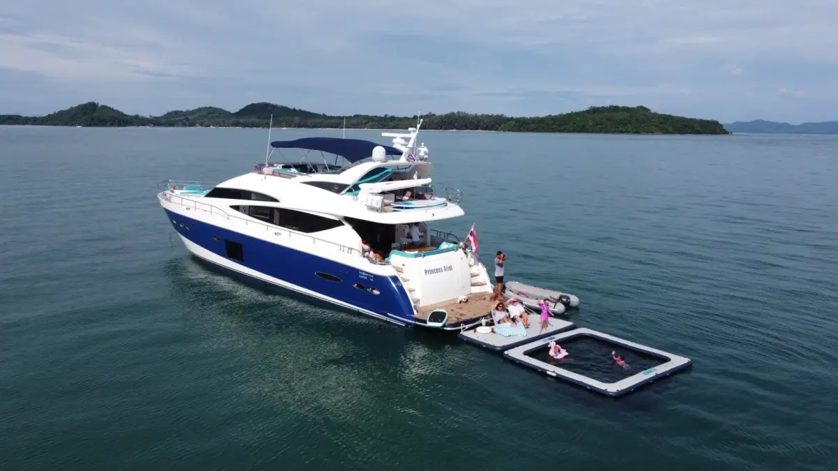 Pricessariel 78 ft — photo 3