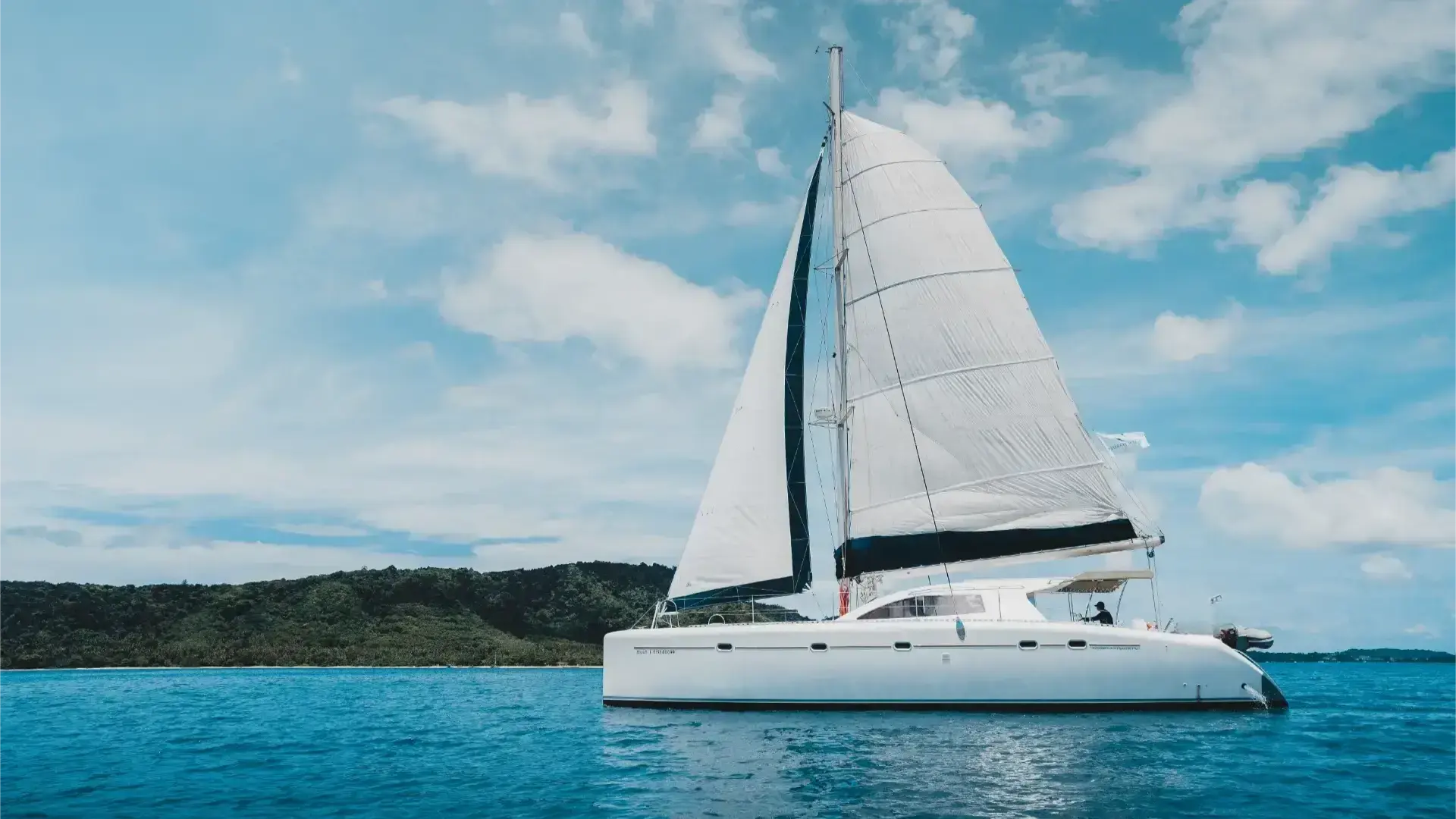 Senna 47 ft