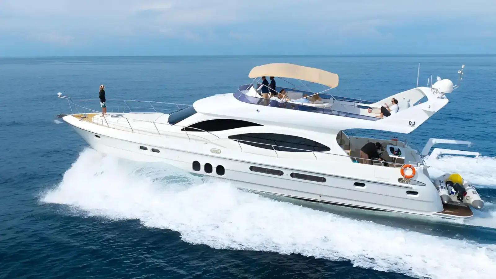 Vtech 68 ft – เรือยอชต์ charter in Phuket