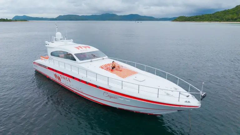 Cognac 75 ft – เรือยอชต์ เช่าเหมาลำ ภูเก็ต